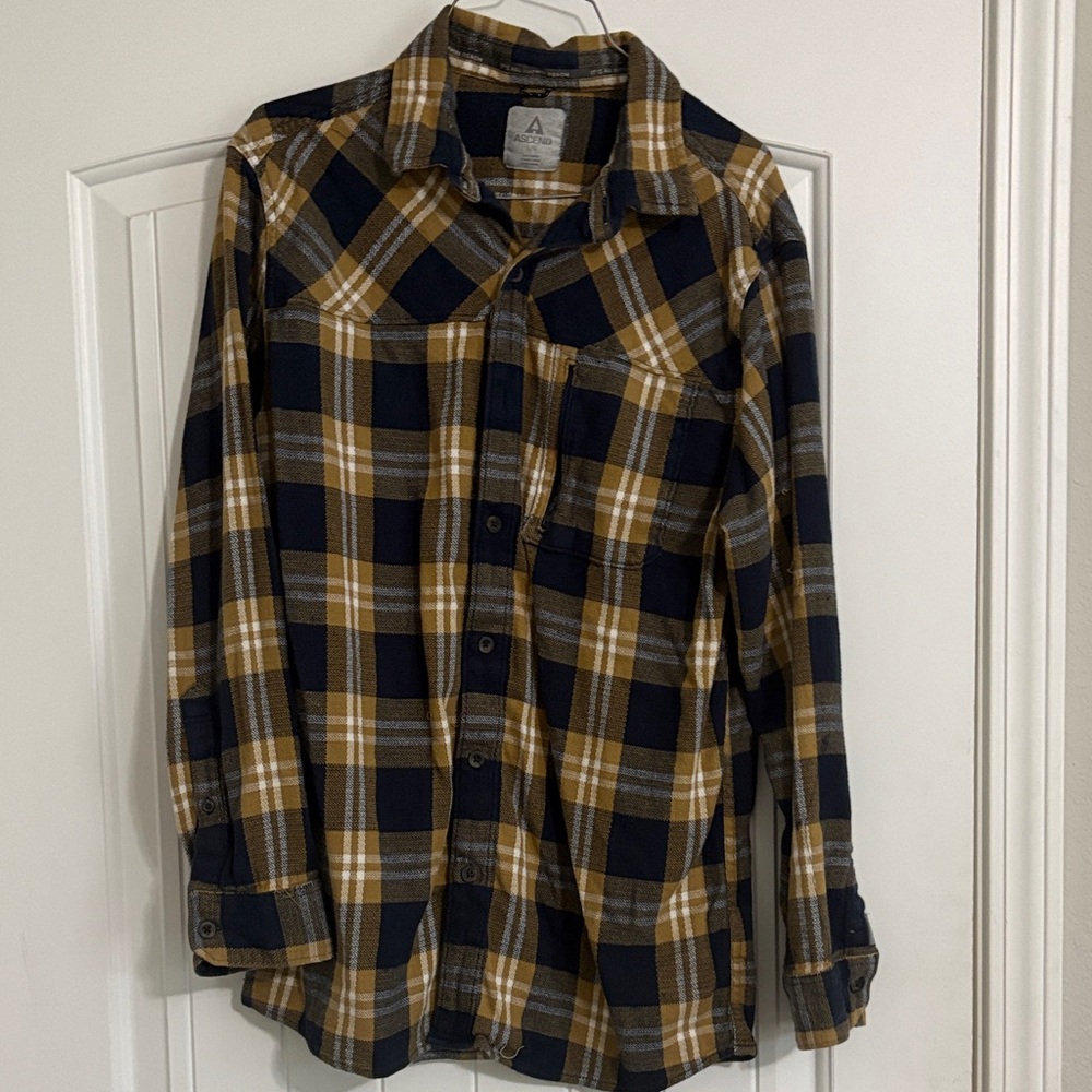 Ascend Men's Plaid Shirt in Navy and Mustard